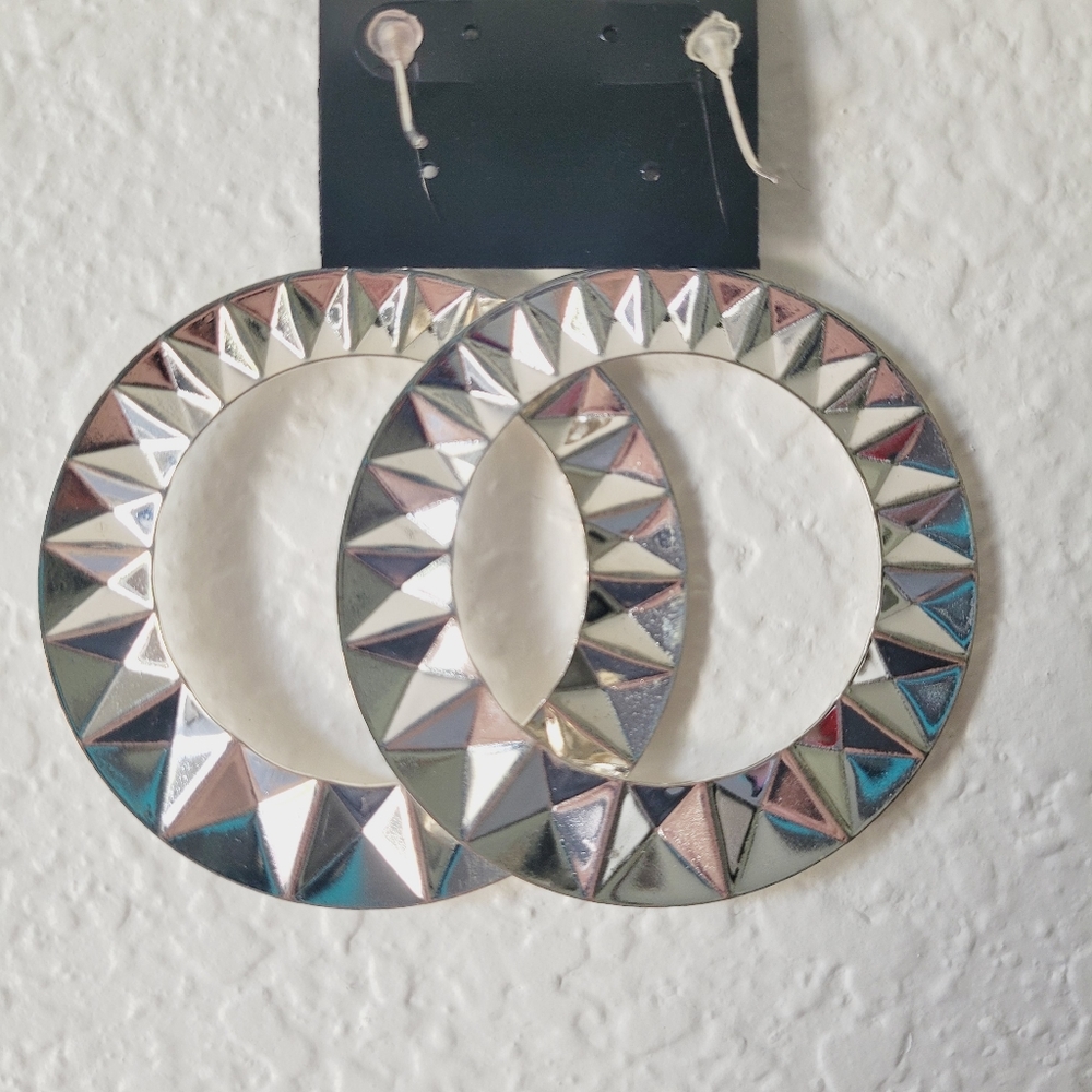 80's Inspired Silver Tone Hoop Earrings - Picture 2 of 4